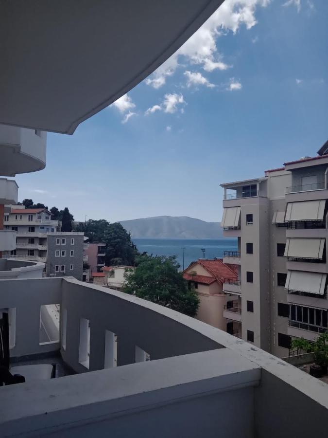 Ari Apartaments Vlore Bagian luar foto